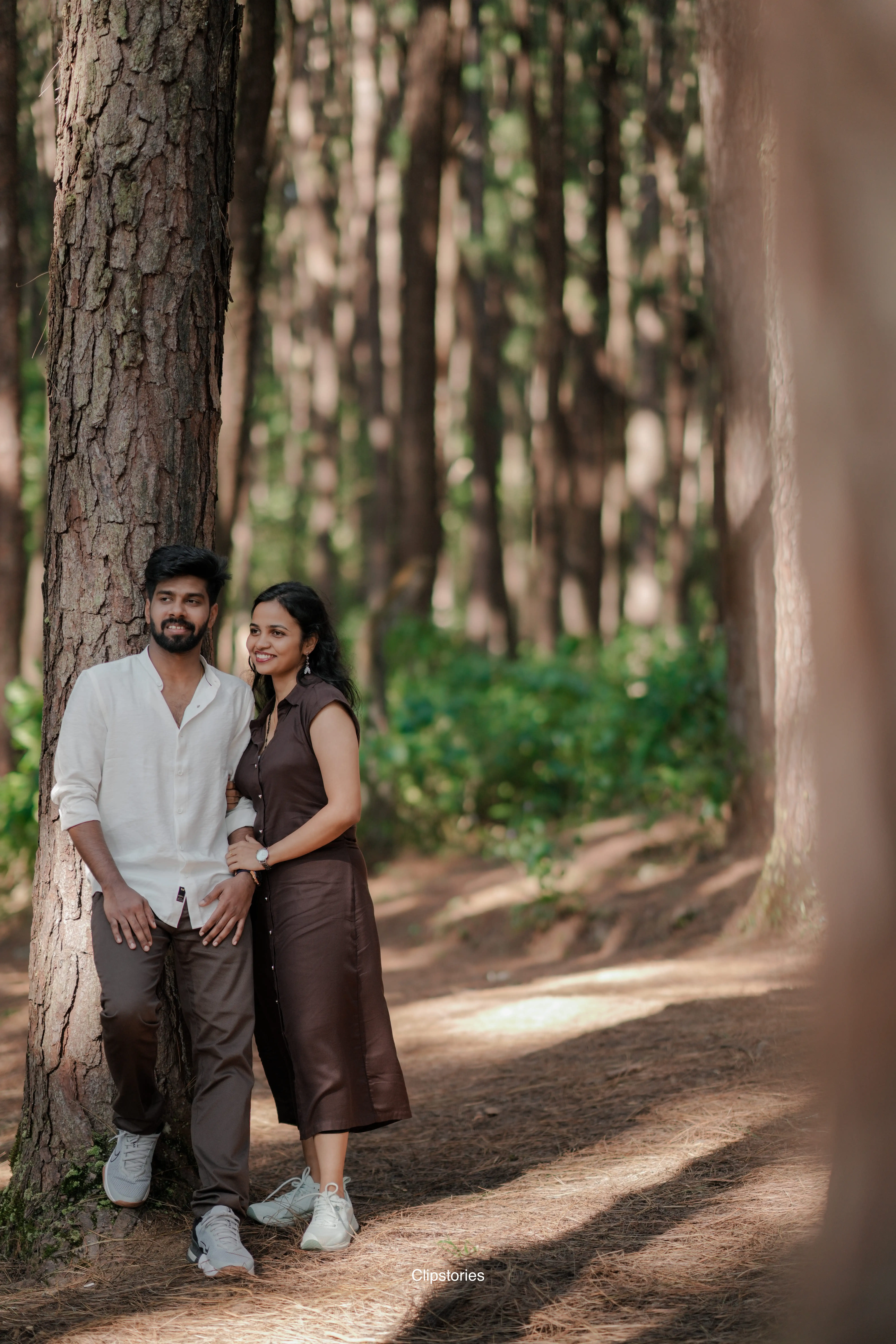 Robin Weds Akhsaya Gallery | Storigrid.in